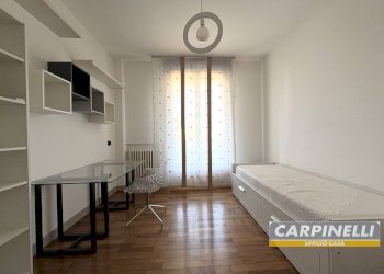 Foto 26 - Four-room apartment via Agnesi
 
1, Desio - photo 26