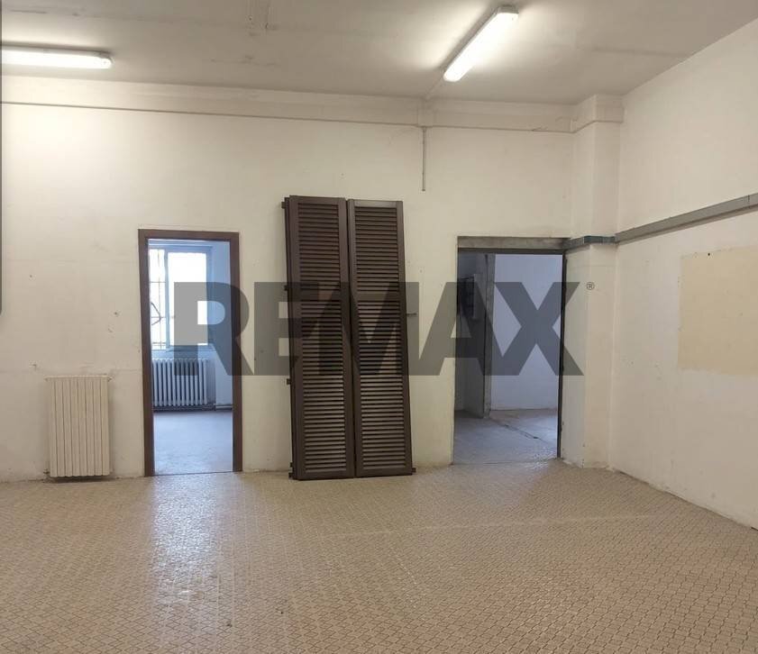 Stanza vuota - Appartamento via Crespi
 
23, Capriate San Gervasio - foto 2