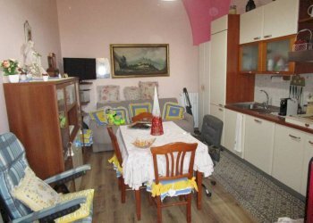 Cucina - Casa indipendente Statte - foto 3