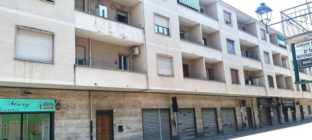 Facciata - Three-room apartment via Castellazzo, 25, Orbassano - photo 1