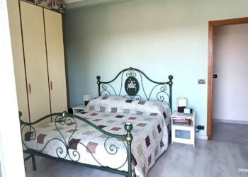 Camera da letto - Three-room apartment via Castellazzo, 25, Orbassano - photo 7