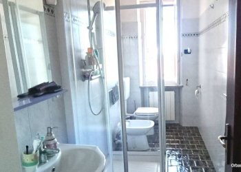 Bagno - Three-room apartment via Castellazzo, 25, Orbassano - photo 10