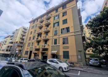 Facciata - Appartamento via Donghi, 24, Genova (zona Marassi) - foto 8