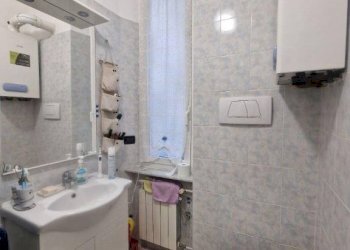 Bagno - Bilocale via Donghi, 24, Genova (zona Marassi) - foto 18