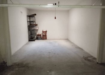 Magazzino - Box via Mottola, Alezio - foto 2