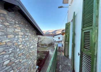 Balcone - Rustico Frazione Montecapraro, Fabbrica Curone - foto 3