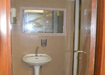 Bagno - Negozio via Giuseppe Giusti, 47, Somma Lombardo - foto 12