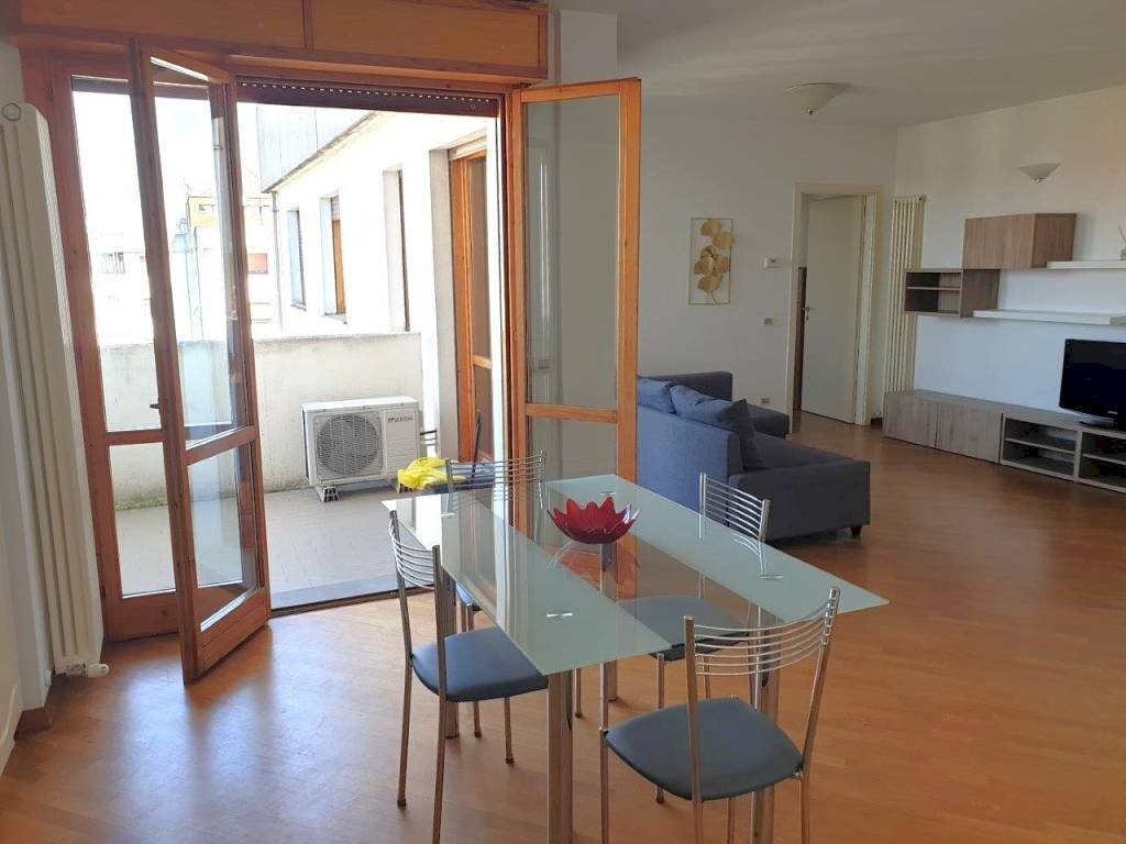 Salone - Two-room apartment piazza Giuseppina Strepponi, 15, Parma - photo 1