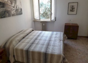 Camera da letto - Three-room apartment via Eugenio Curiel, 5, Parma (neighborhood Cittadella) - photo 7