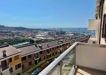 Vista - Trilocale viale Villa Gavotti, Genova (zona Pegli) - foto 1
