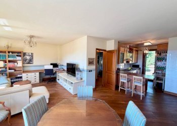 Salone - Trilocale viale Villa Gavotti, Genova (zona Pegli) - foto 23