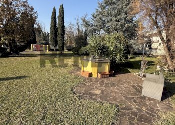 Giardino - Casa indipendente Via Casilina Sud
 
61, Cervaro - foto 27