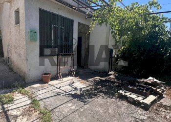 Terrazza - Semi-detached house Strada Ai Patini
 
15, Cassino - photo 4