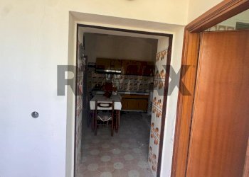 Hall / corridoio - Semi-detached house Strada Ai Patini
 
15, Cassino - photo 11