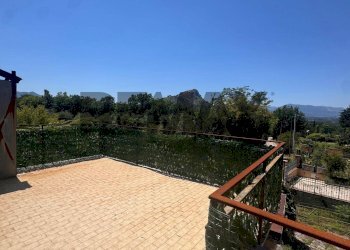 Terrazza - Semi-detached house Strada Ai Patini
 
15, Cassino - photo 14