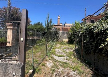 Giardino - Semi-detached house Strada Ai Patini
 
15, Cassino - photo 16