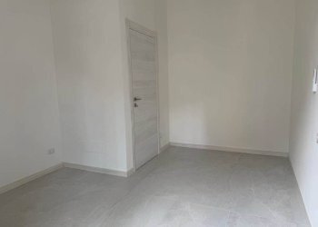 Camera da letto - Appartamento breda, 45, Sesto San Giovanni - foto 11