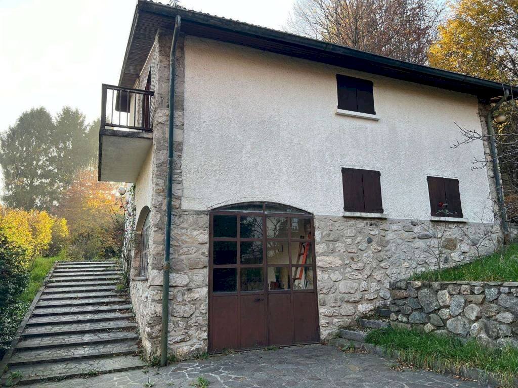 Facciata - Villa via MASSIMO D'AZEGLIO, 4, Ballabio - photo 3