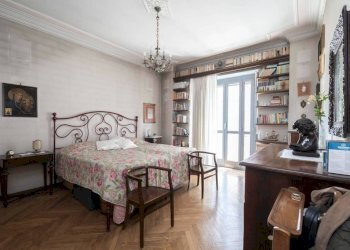 Camera da letto - Appartamento corso Francia, 54, Torino (zona San Donato) - foto 11