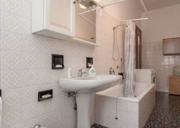 Bagno - Two-room apartment via Filadelfia, 122, Torino (neighborhood Santa Rita) - photo 28