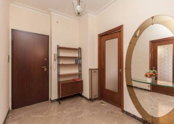 Ingresso - Two-room apartment via Filadelfia, 122, Torino (neighborhood Santa Rita) - photo 32