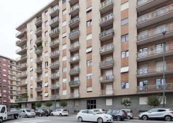 Facciata - Two-room apartment via Filadelfia, 122, Torino (neighborhood Santa Rita) - photo 44
