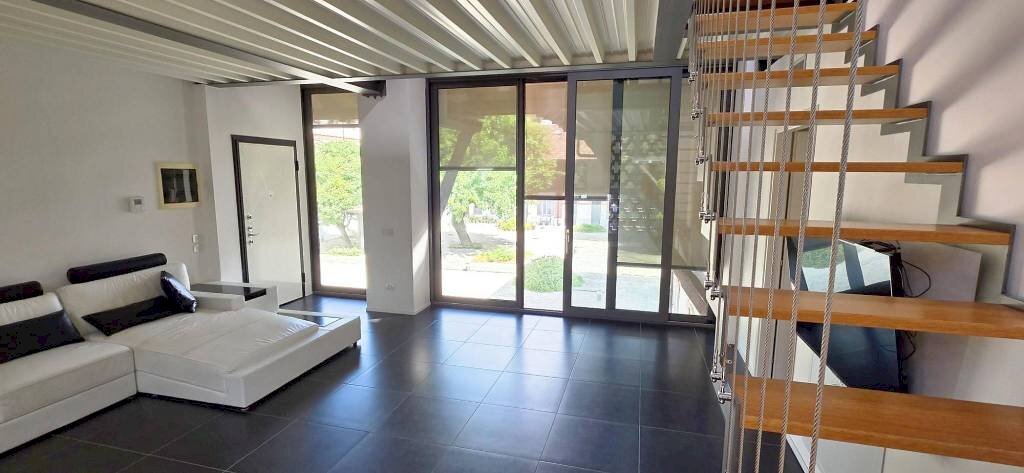 Salone - Three-room apartment via Luigi Cislaghi, 21, Milano (neighborhood Precotto) - photo 3