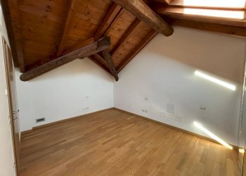 Camera da letto - Trilocale via Luigi Cislaghi, 21, Milano (zona Precotto) - foto 15
