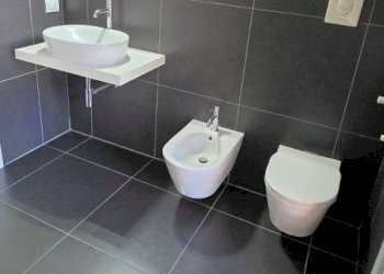 Bagno - Trilocale via Luigi Cislaghi, 21, Milano (zona Precotto) - foto 12