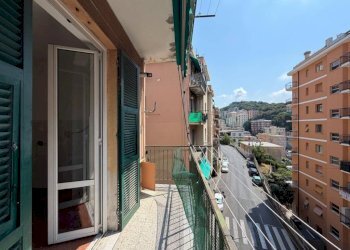 Balcone - Trilocale via Pasquale Berghini, Genova (zona Marassi) - foto 2