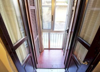 Veranda - Two-room apartment via Alba, 3, Torino (neighborhood Lingotto) - photo 19