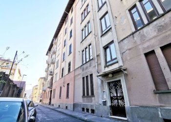 Facciata - Two-room apartment via Alba, 3, Torino (neighborhood Lingotto) - photo 44