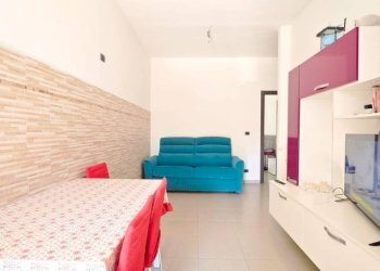 Salone - Appartamento via Barletta, 83, Torino (zona Santa Rita) - foto 4