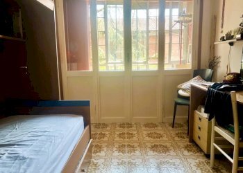 Camera da letto - Trilocale via degli Ortolani, Bologna (zona Mazzini) - foto 10
