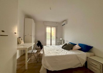 Camera da letto 5. - Trilocale via Pagoda Bianca, Roma (zona Torrino) - foto 19