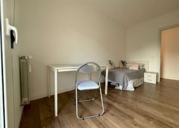 Camera da letto 15. - Trilocale via Pagoda Bianca, Roma (zona Torrino) - foto 29