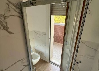 Bagno 3. - Trilocale via Pagoda Bianca, Roma (zona Torrino) - foto 38