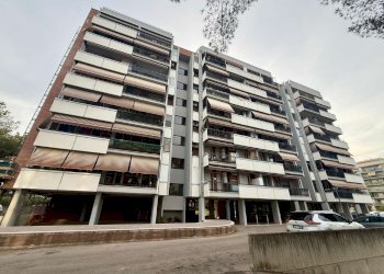 Facciata - Trilocale via Pagoda Bianca, Roma (zona Torrino) - foto 49
