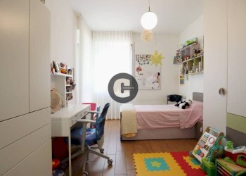 Camera da letto - Trilocale via Beato Giuseppe Cafasso, 22, Torino (zona Madonna del Pilone) - foto 20