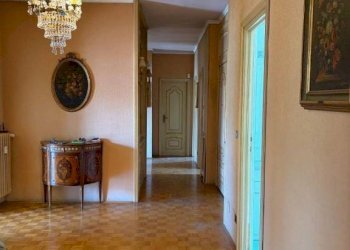 Corridoio - Apartment via Antonio Sciesa, 32, Venaria Reale - photo 14