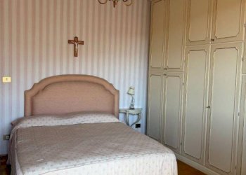 Camera da letto - Apartment via Antonio Sciesa, 32, Venaria Reale - photo 25