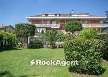 Giardino - Bilocale via Arizzano, 23, Roma - foto 35