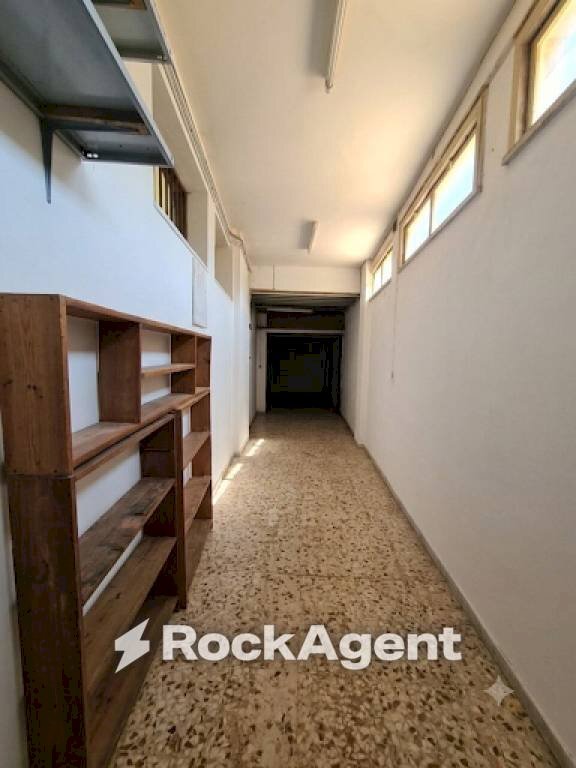 Magazzino - Warehouse via Regina Bianca, 103, Catania - photo 3