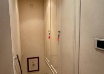 Interno palazzo - Three-room apartment via di San Nicola da Tolentino, 44, Roma (neighborhood Centro Storico) - photo 15