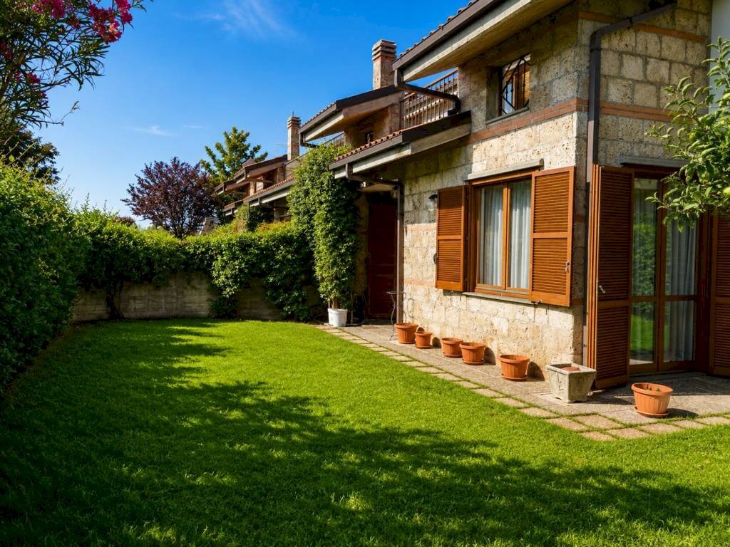 Villa via Domenico Scarlatti, Terni - foto 1