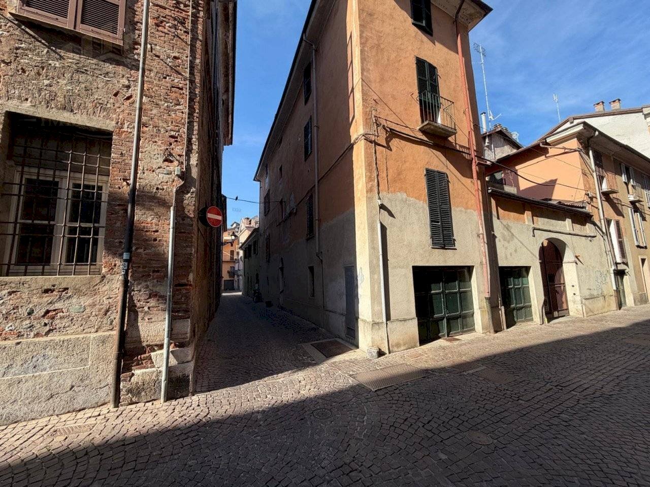 Three-room apartment Via alba 31, Cuneo (neighborhood Centro Storico) - photo 1