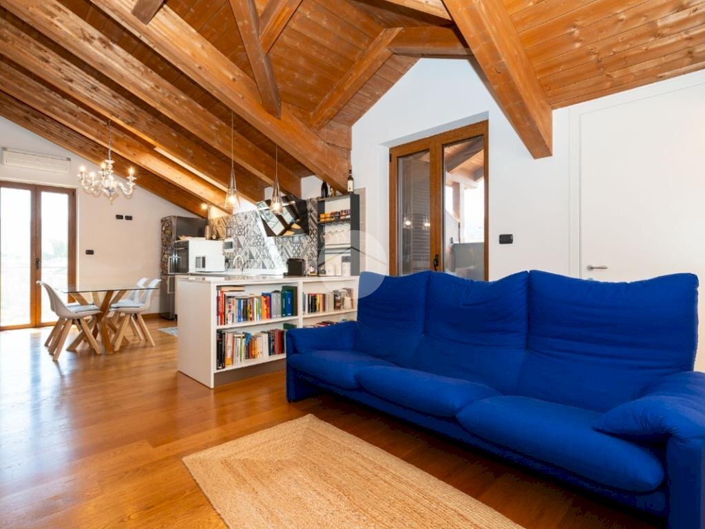 Three-room apartment Via Contessa Caterina Vignati, San Gillio - photo 2