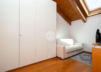 Three-room apartment Via Contessa Caterina Vignati, San Gillio - photo 12