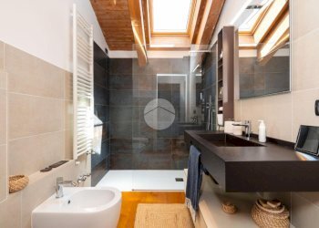 Three-room apartment Via Contessa Caterina Vignati, San Gillio - photo 15
