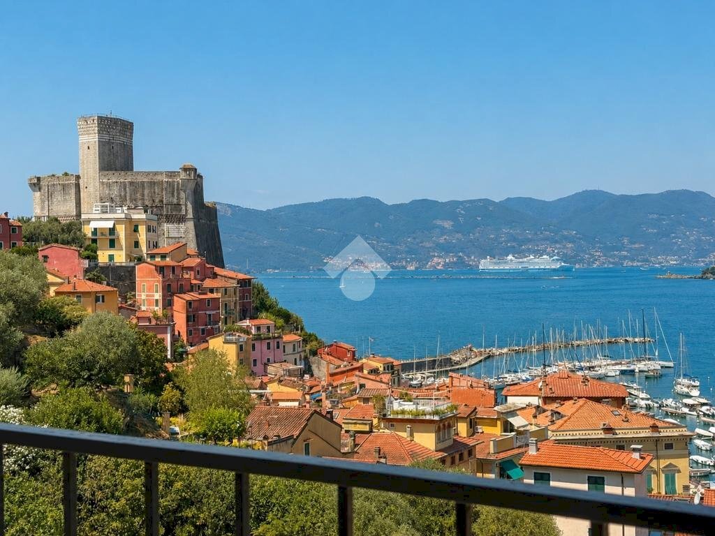 Four-room apartment Via Andrea Doria, Lerici - photo 1